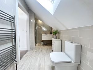 Photo 1- click for photo gallery